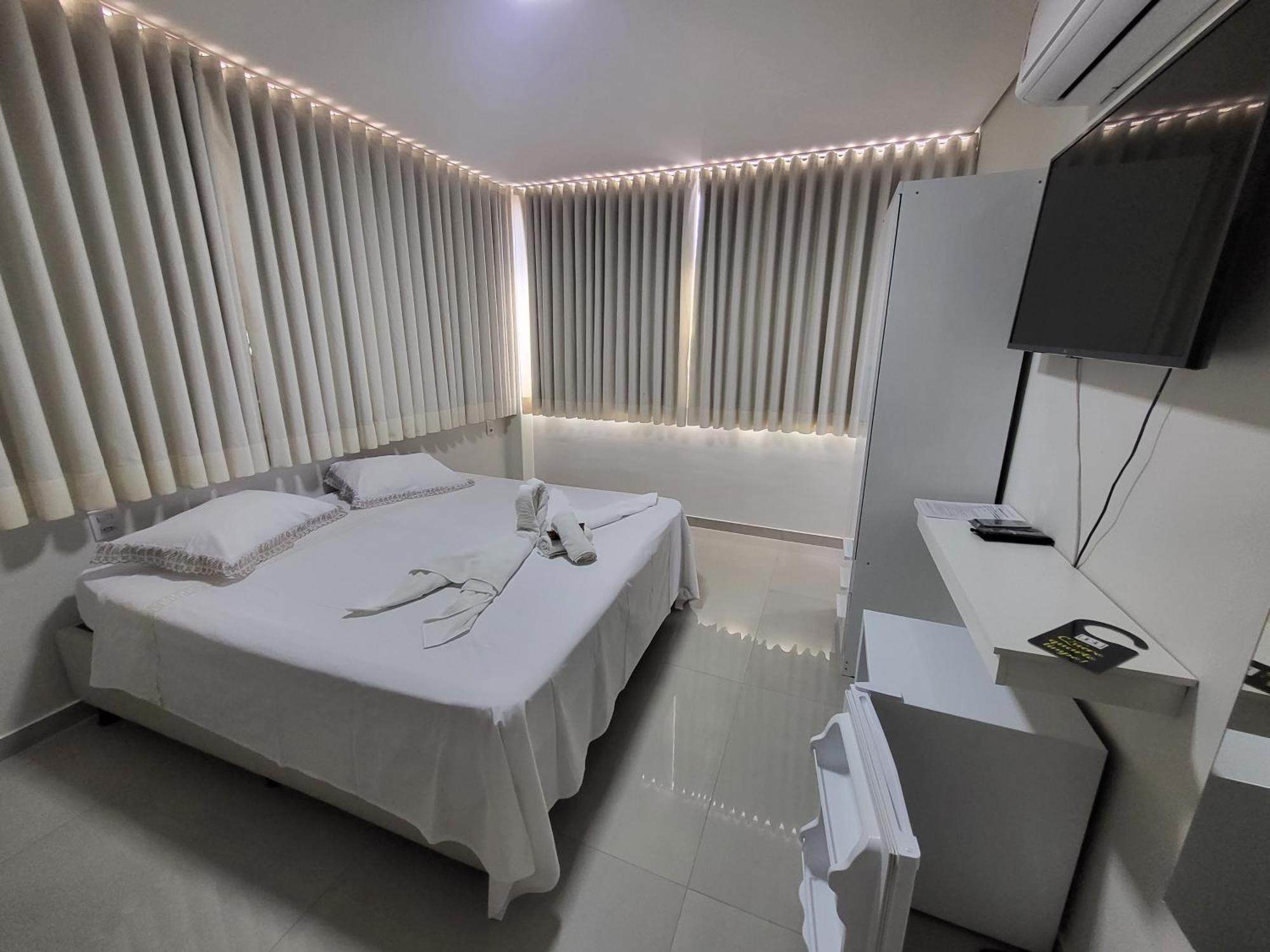 Hotel Avelar Ribeirão das Neves Dış mekan fotoğraf